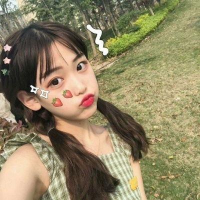 两个人一双手